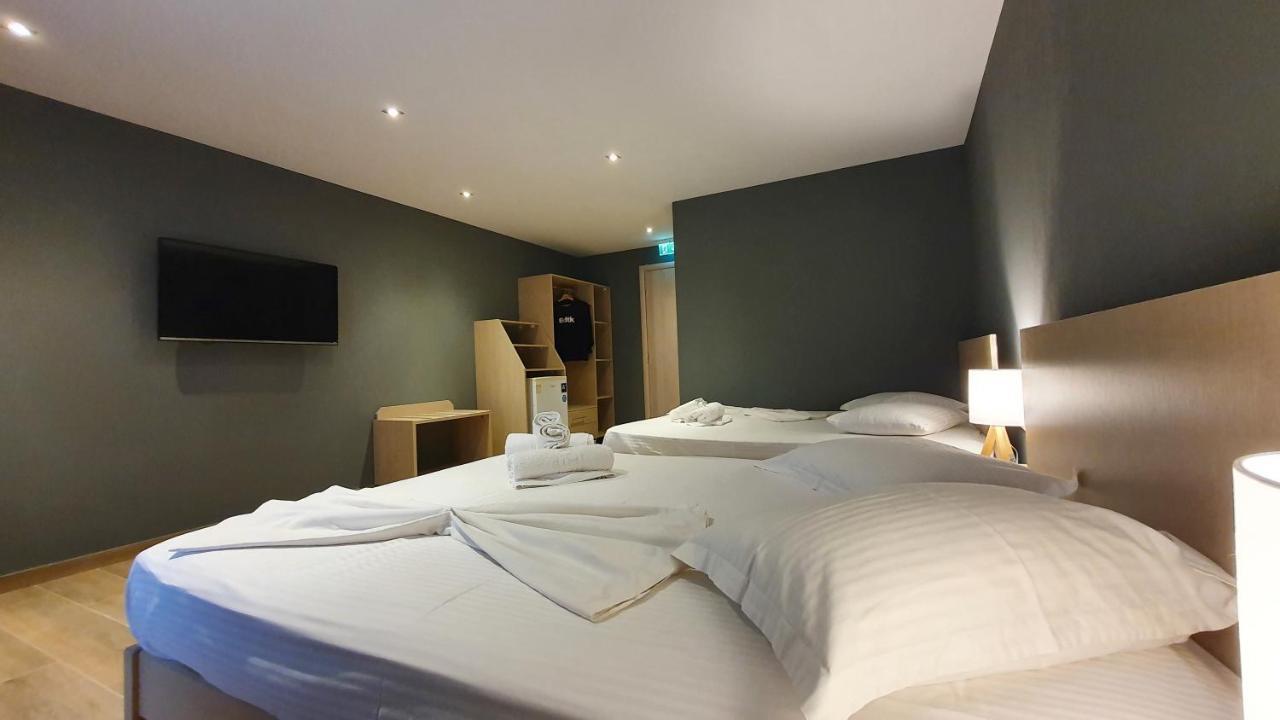 Hotel Viky Сарти Экстерьер фото