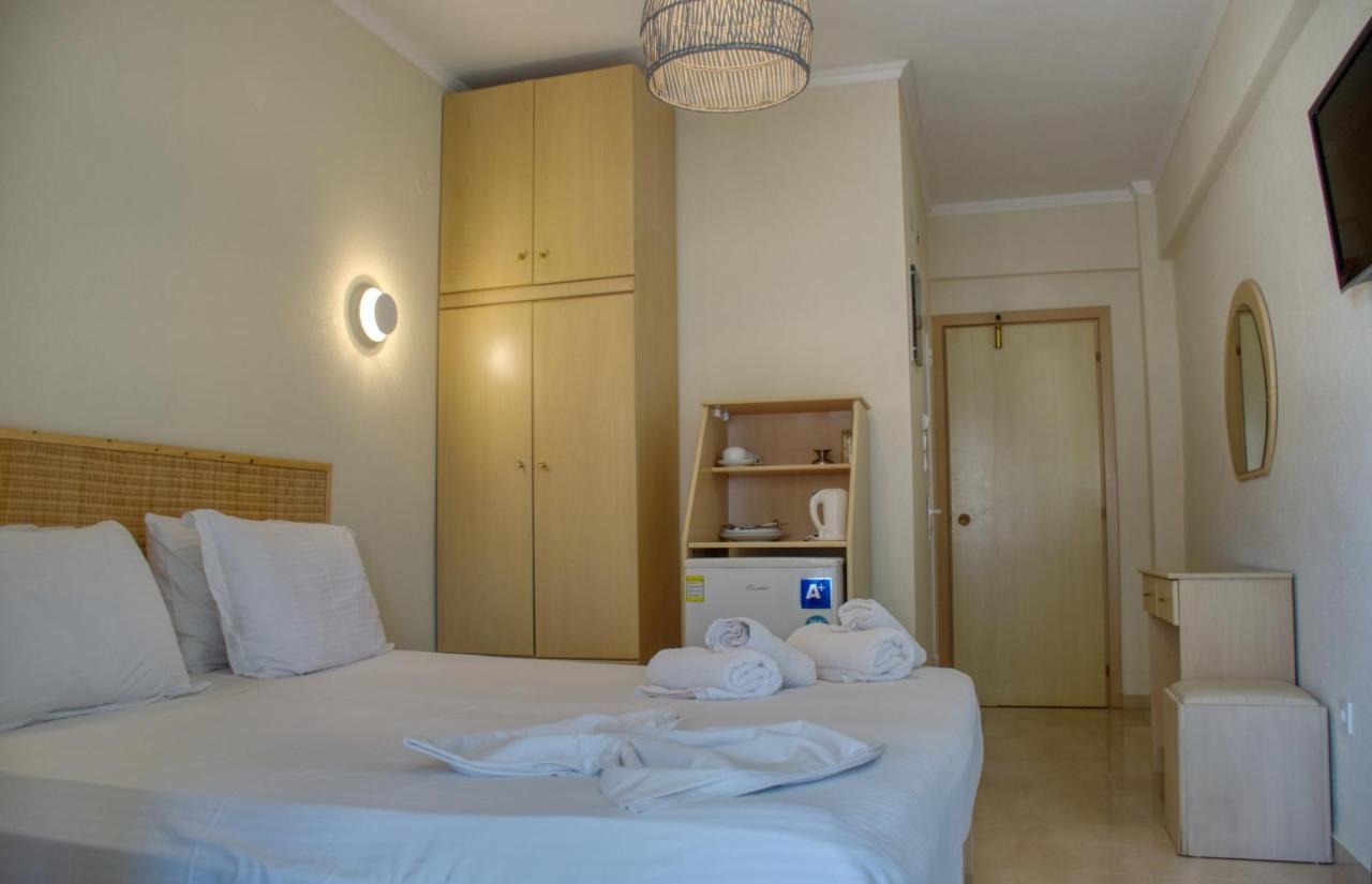 Hotel Viky Сарти Экстерьер фото
